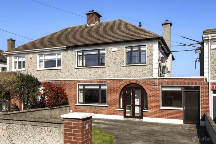 53 Pinewood Crescent, Glasnevin Avenue, Dublin 11, Dublin 11, Dublin
