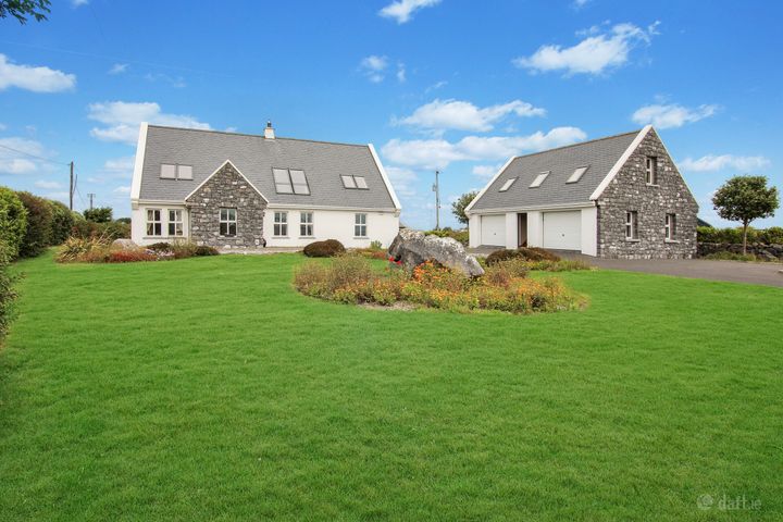 Cloosh Lodge, Cloosh, Doorus, Galway