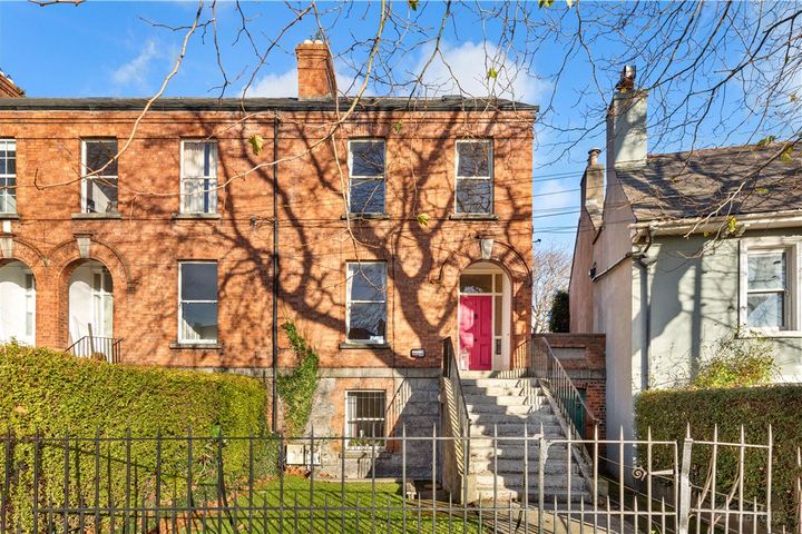 5 St James's Terrace, Sandymount Road, Sandymount, Dublin 4, D04W667
