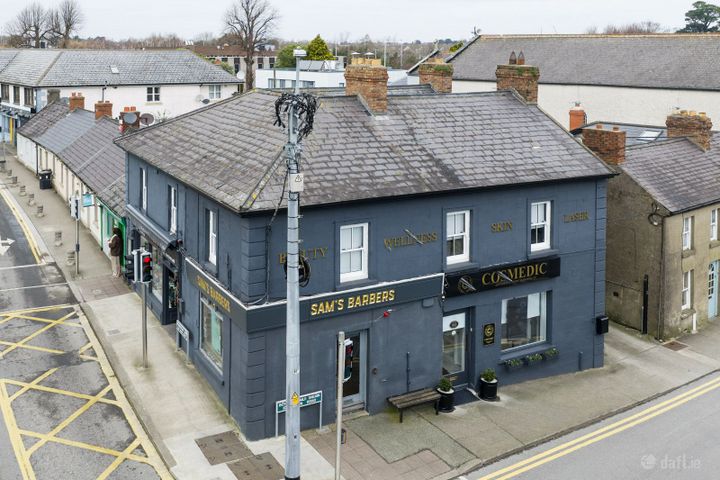 Corner House, Old Bray Road, Cabinteely, Dublin 18, D18XC80