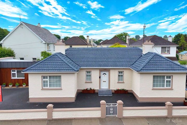 1 Lake Road, Loughrea, Loughrea, Co. Galway, H62RC44