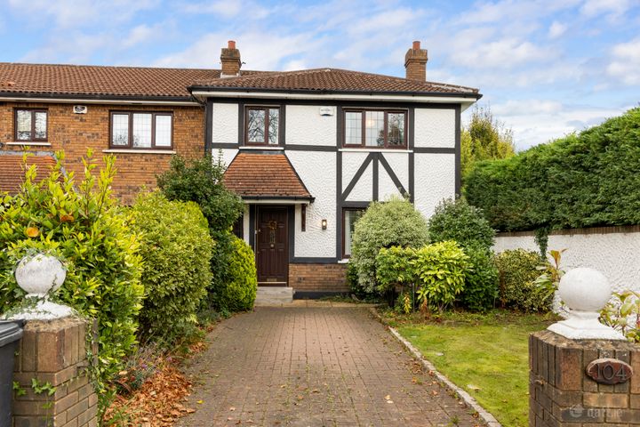 104 Tudor Lawns, Foxrock, Dublin 18, D18V3A2