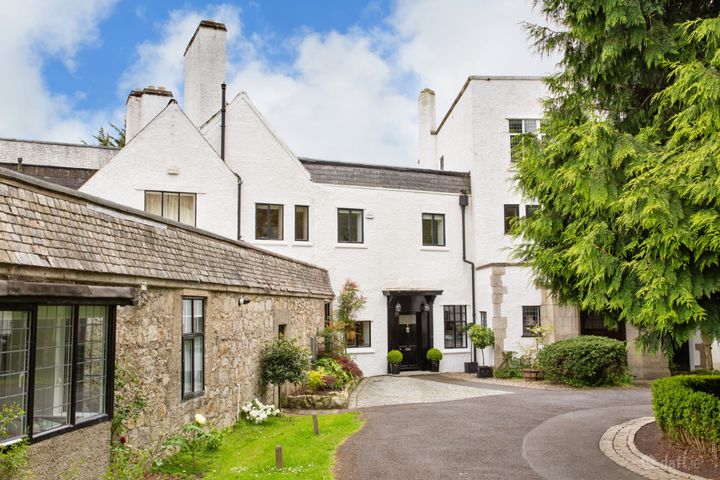 3 Kilteragh Pines, Westminster Road, Foxrock, Dublin 18, Dublin