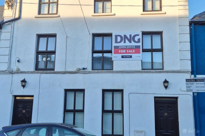 2 Fosters Place, Tuam, Tuam, Co. Galway, H54HR65