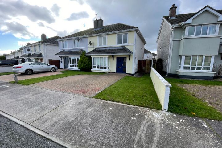 72 Fairways, Tubbercurry, Co. Sligo, F91X5Y9