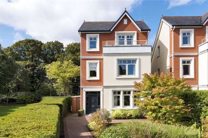 24 College Sq, Wainsfort Manor, Templeogue Dublin 6w, Dublin