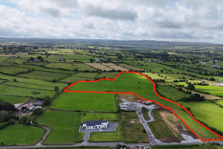 Cloonoo East, Loughrea, Co. Galway, H62DA02