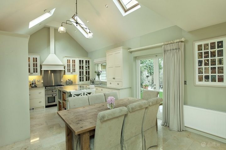 9 Albert Court East, Grand Canal Street, Dublin 2, Dublin 2, Dublin