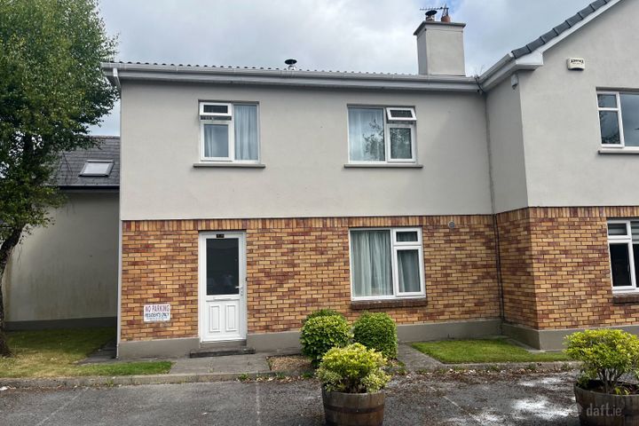 18 Bridge Court, Bridge Street, Ballinasloe, Co. Galway, H53X651