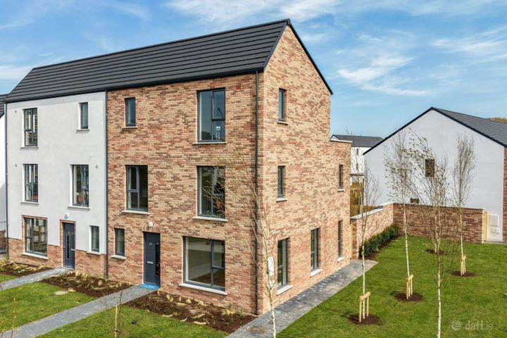 Avenlea, Adamstown, Co. Dublin