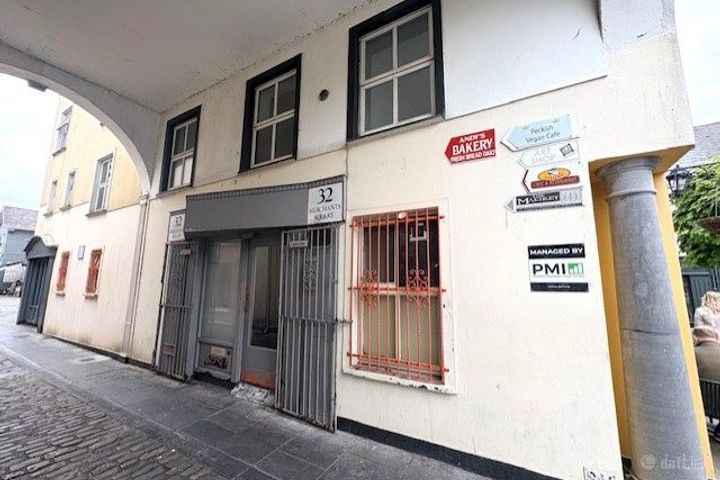 32 Merchants Square, Ennis, Co. Clare