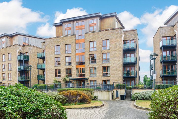 166 Rathborne Court, Ashtown, Dublin 15, D15 H048