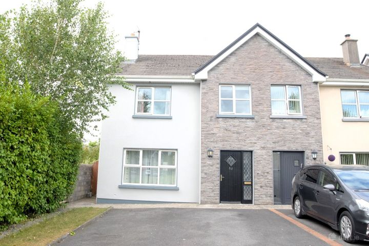 52 Danesfort Court, Loughrea, Co. Galway, H62NW42