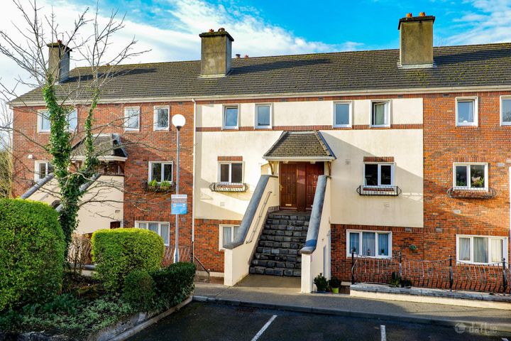 25 Glenmore, College Road, Galway, H91RX93