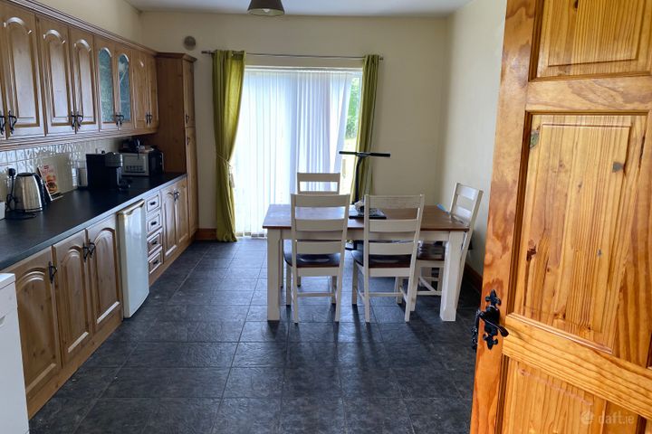 3km from Cahir on the Mitchelstown Road , Cahir, Co. Tipperary