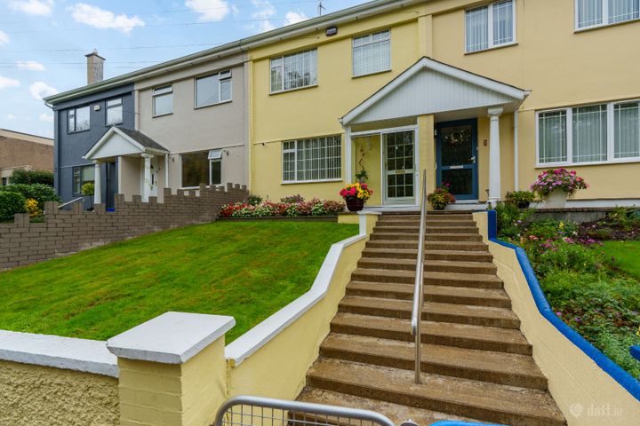 2 Woodville Terrace, Station Road, Blarney, Co. Cork, T23CF95