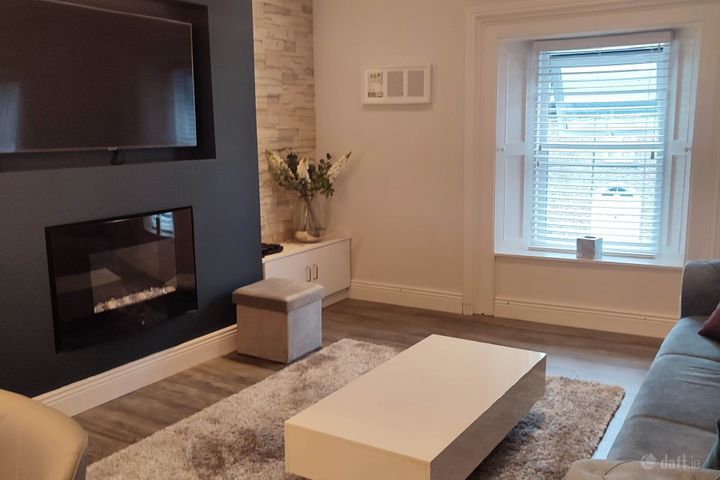 2 Ross Terrace New St Malahide, Co. Dublin