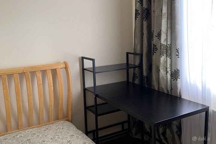 Castle Village , Celbridge, Co. Kildare