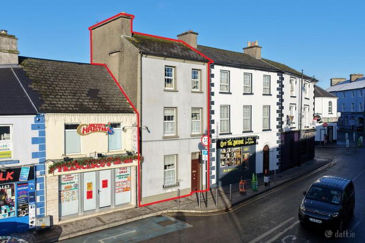 Bridge Street, Carrick-on-Shannon, Co. Leitrim, N41PC93