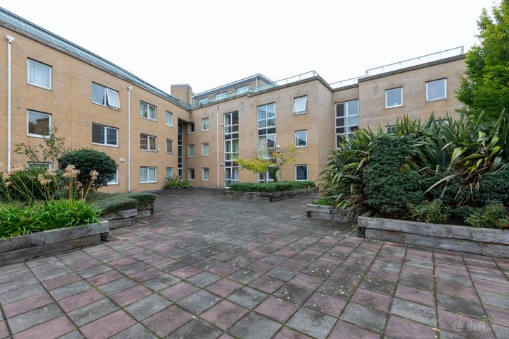 Apartment 65, The Tramyard, Inchicore, Dublin 8, D08W180 - Photo 2