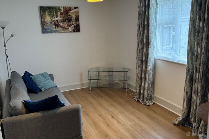 Ard Aoibhann drive, .Ballybane road, Ballybane, Co. Galway