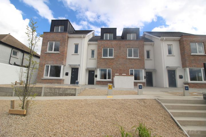 3 Catalpa Terrace, Newbridge Road, Naas, Co. Kildare