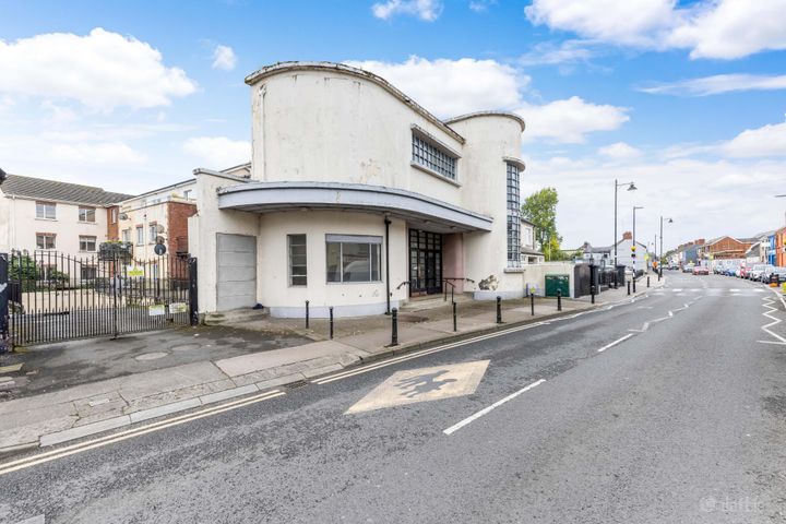 10 Morton Hall, Brews Hill, Navan, Co Meath, C15V068