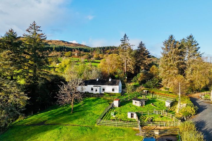 Curraduff, Oughterard, Co. Galway, H91R2Y7