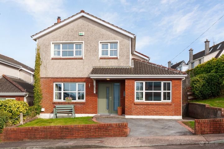 18 Chestnut Grove, Bishopstown, Co. Cork, T12XNA7