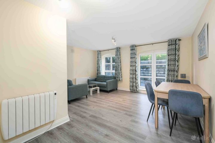 6 Manor Hall, Kilmainham, Dublin 8 - Photo 2