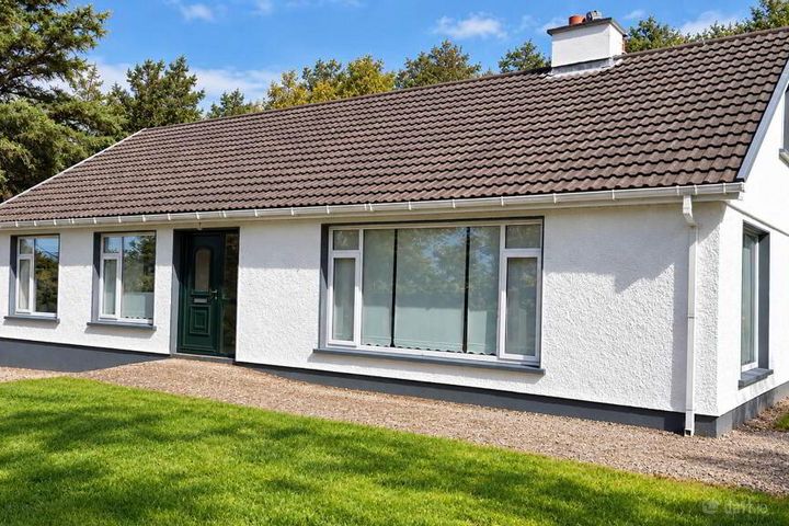 Meenaduff, Bunbeg, Derrybeg, Co. Donegal, F92T2VN