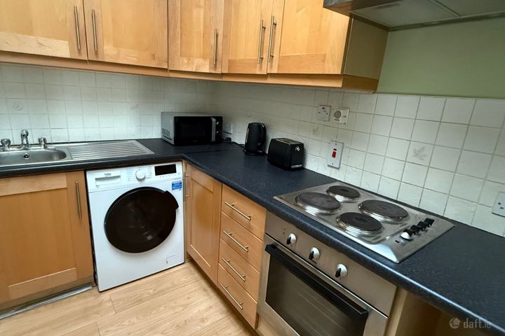 Apartment - 2 bedrooms, Ballsgrove Shopping Centre, Drogheda, Co. Louth