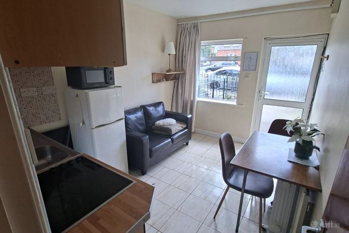 Dublin 7, North Circular Road, Dublin 7