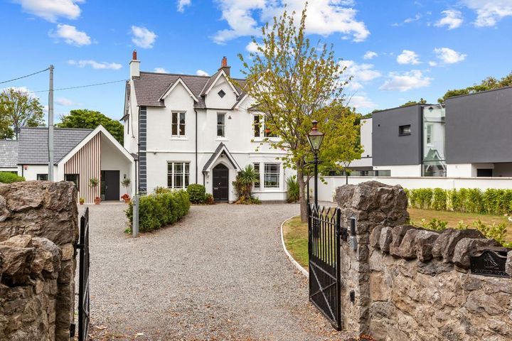 Seafield House, Claremont Road, Howth, Dublin 13, D13TY23