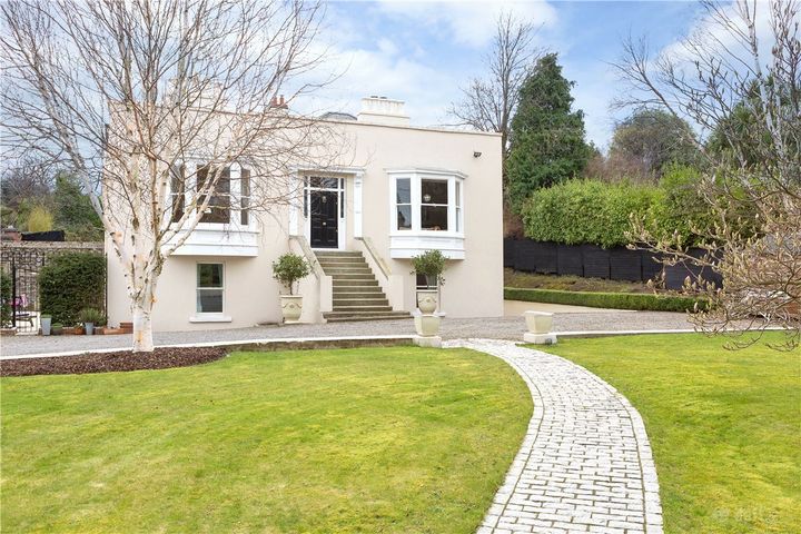 Ivy Lodge, Lower Glenageary Rd, Glenageary, Dublin