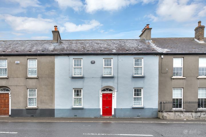 8 Woodstock Street, Athy, Co. Kildare, R14PA44