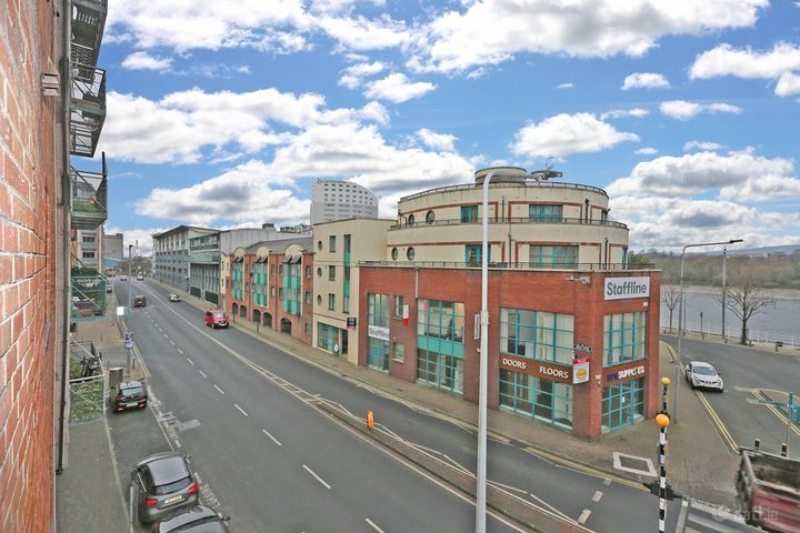 Apartment 411, Richmond Court, Mount Kennett Place, Limerick City Centre, V94W215 - Photo 3