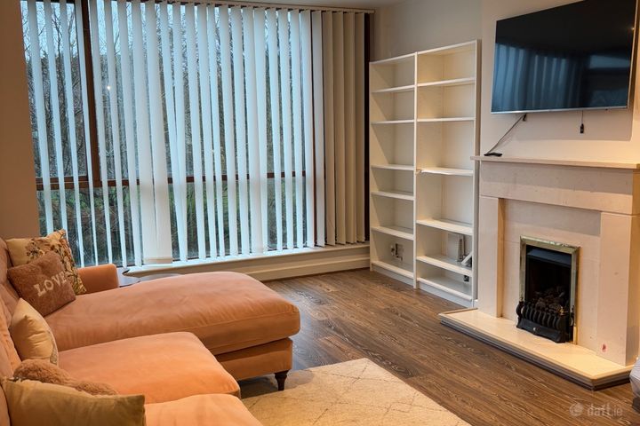 Dodderbank Appartment, D6 Clonskeagh , Milltown, Dublin 14