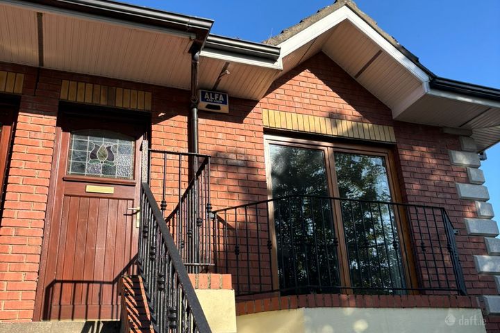 2 Oaklands, York Road, Rathmines, Dublin 6