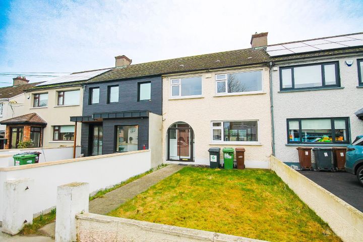 45 St Peters Road, Walkinstown, Dublin 12, D12E4W7