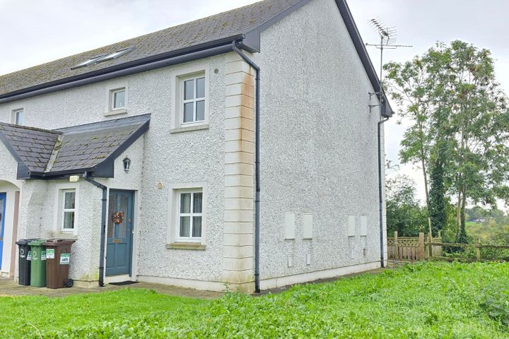 1 Railway Lough, Belturbet, Co. Cavan, H14PH57
