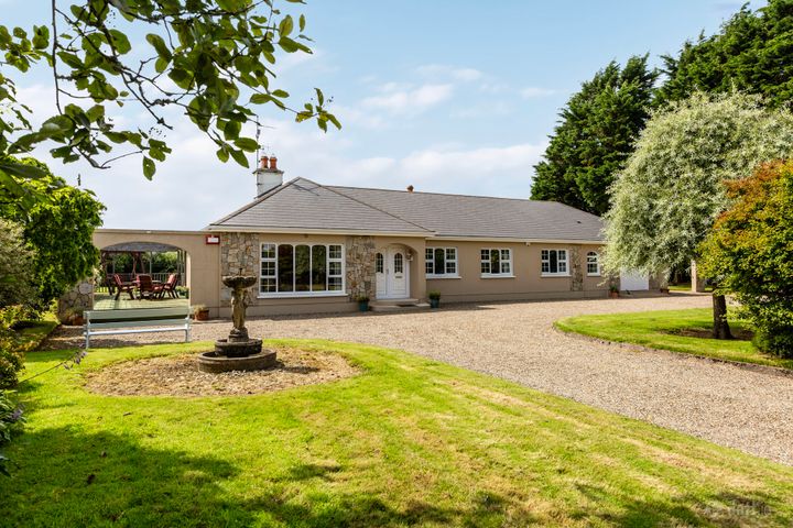 Willow Park House, Coolboy, Newbawn, Co. Wexford, Y35YC66