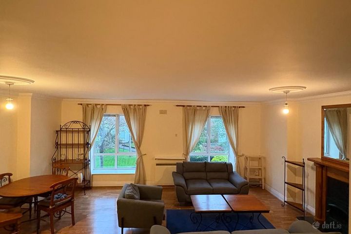 Apartment 69, Saint James'S Woods, South Circular Road, Kilmainham, Dublin 8