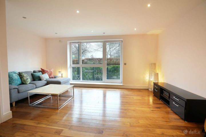 Apartment 122, Southmede, Ballinteer Road, Dundrum, Dublin 16, Co. Dublin, D16F954