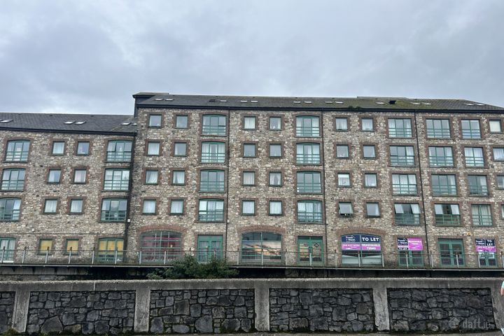 12 Hughes Mill, Old Bridge, E91FP74