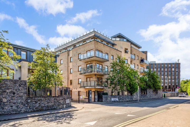 3 Bradogue Court, Annamoe Road, Cabra, Dublin 7, D07WN01