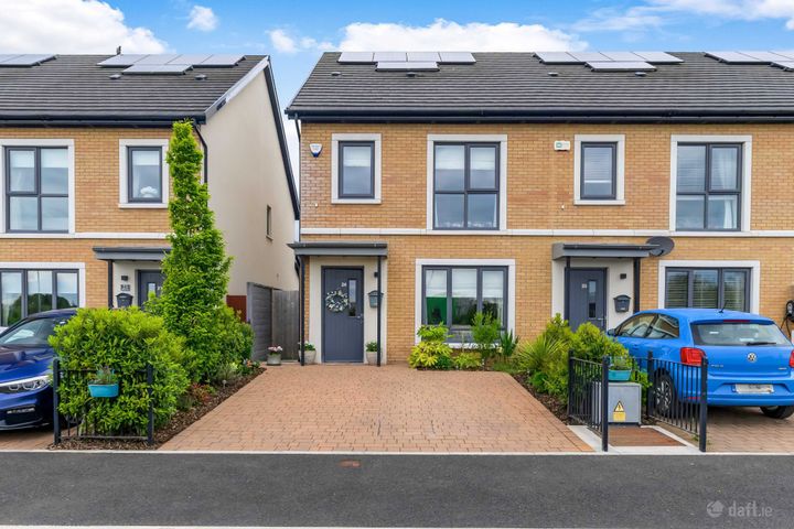 24 Willow Grove, The Willows, Dunshaughlin, A85X977