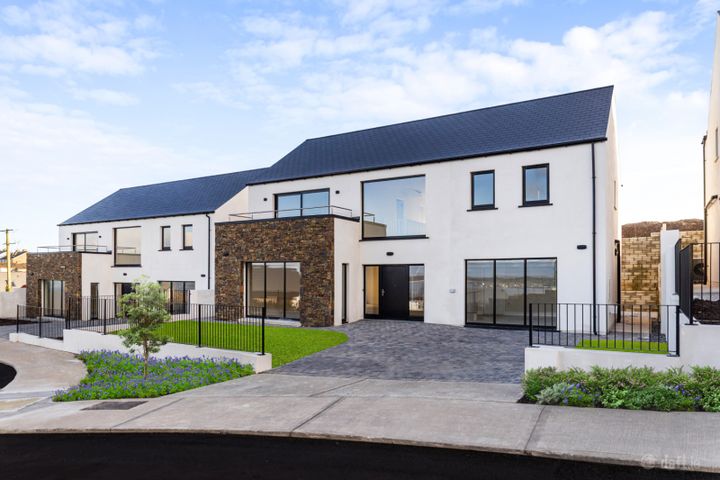 6 Ocean View, Barrack Hill, Ballycotton, Ballycotton, Co. Cork, P25R8C2