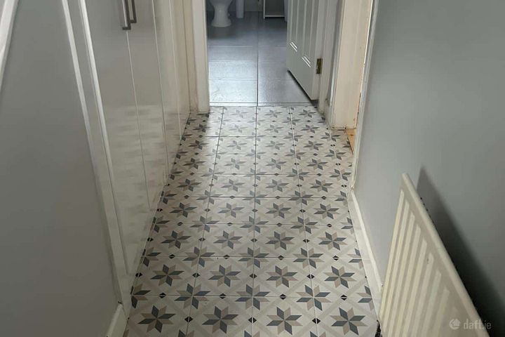 Pearse Square, Carrick-on-Suir, Co. Tipperary