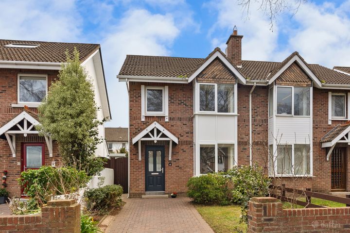 3 Bed with Attic Conversion 68 Coppinger Glade , Stillorgan, Co. Dublin